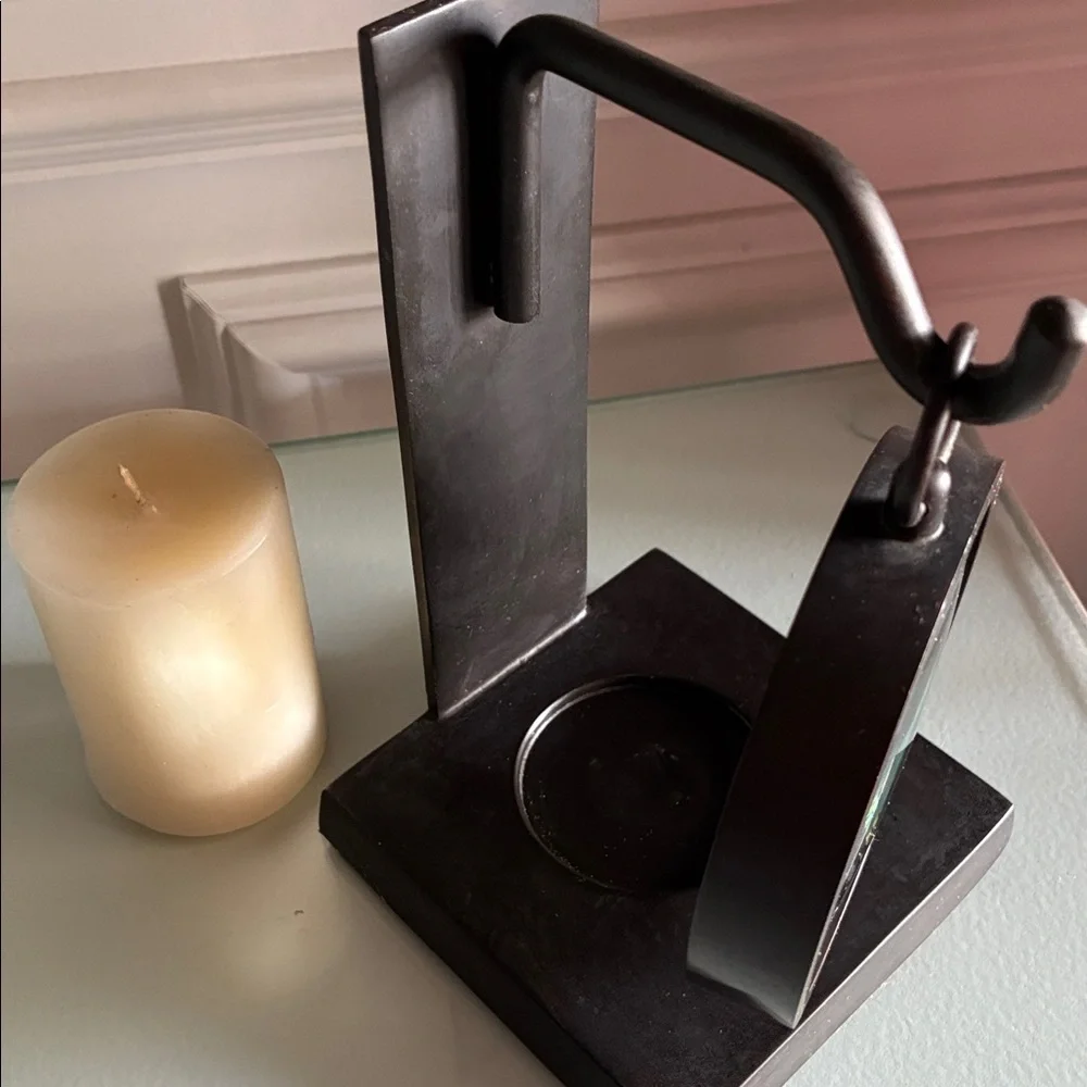 Pottery Barn Magnifying Candle Holder & Pier 1 Spiced Pear Candle Set - Picture 5 of 10